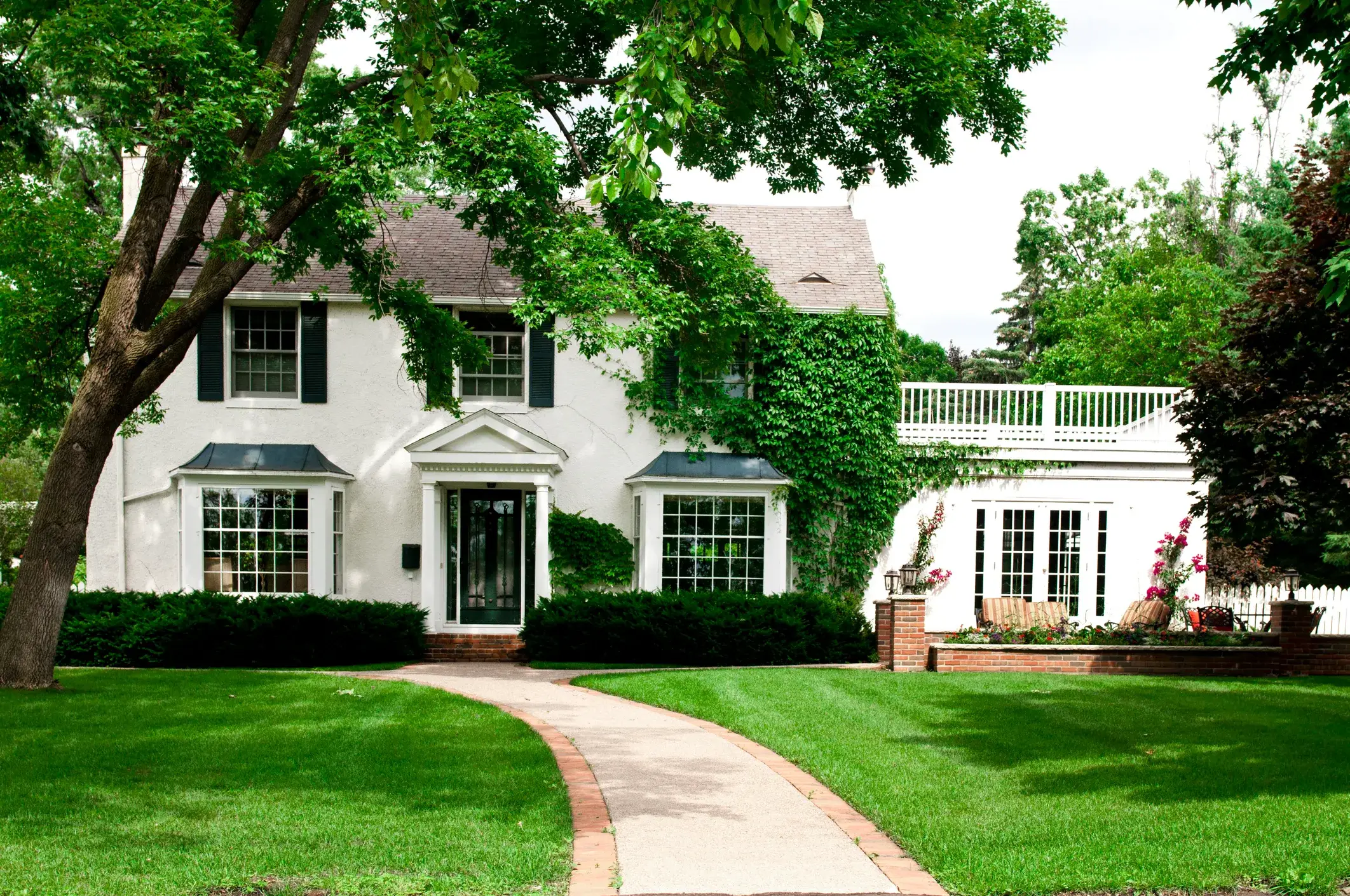 Colonial Style Home in Buford, GA