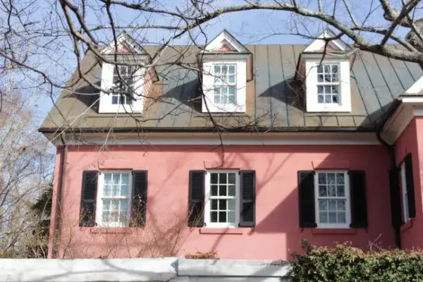 Exterior Paint Colors-3-color scheme pink black and white-Kimberly Painting-600x400