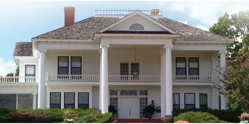 Exterior Painting Techniques - Kimberly Painting - Suwanee, GA - White Two Story House Pillars Balcony