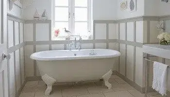 Gray-and-White-Bathroom-Painting-Color-Scheme-Kimberly-Painting-Cumming-GA