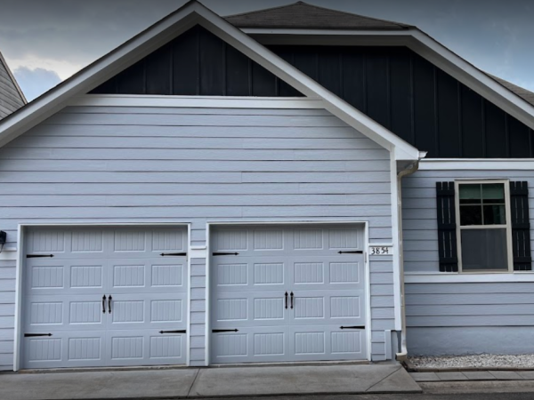 Norcross GA Painters - Gray Exterior White Trim - Kimberly Painting 600x450